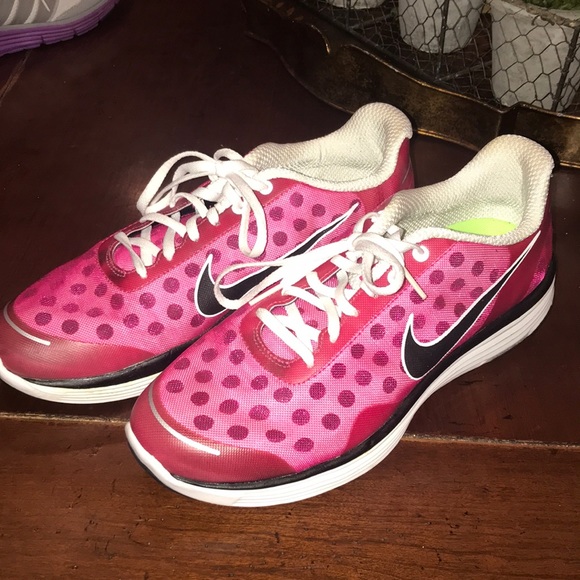 Nike Shoes - nike women’s sneakers